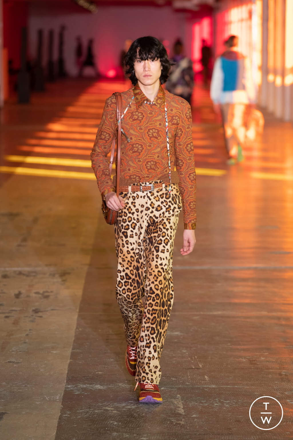Fashion Week Milan Fall/Winter 2021 look 18 from the Etro collection menswear