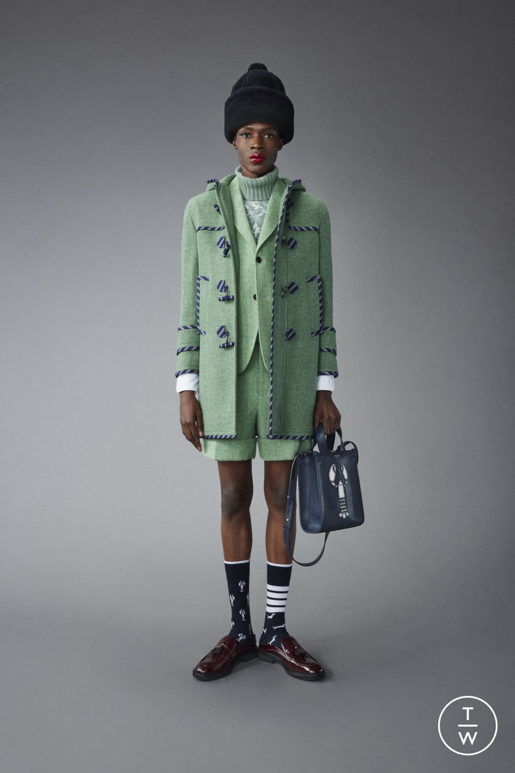 Fashion Week Paris Pre-Fall 2022 look 20 from the Thom Browne collection menswear