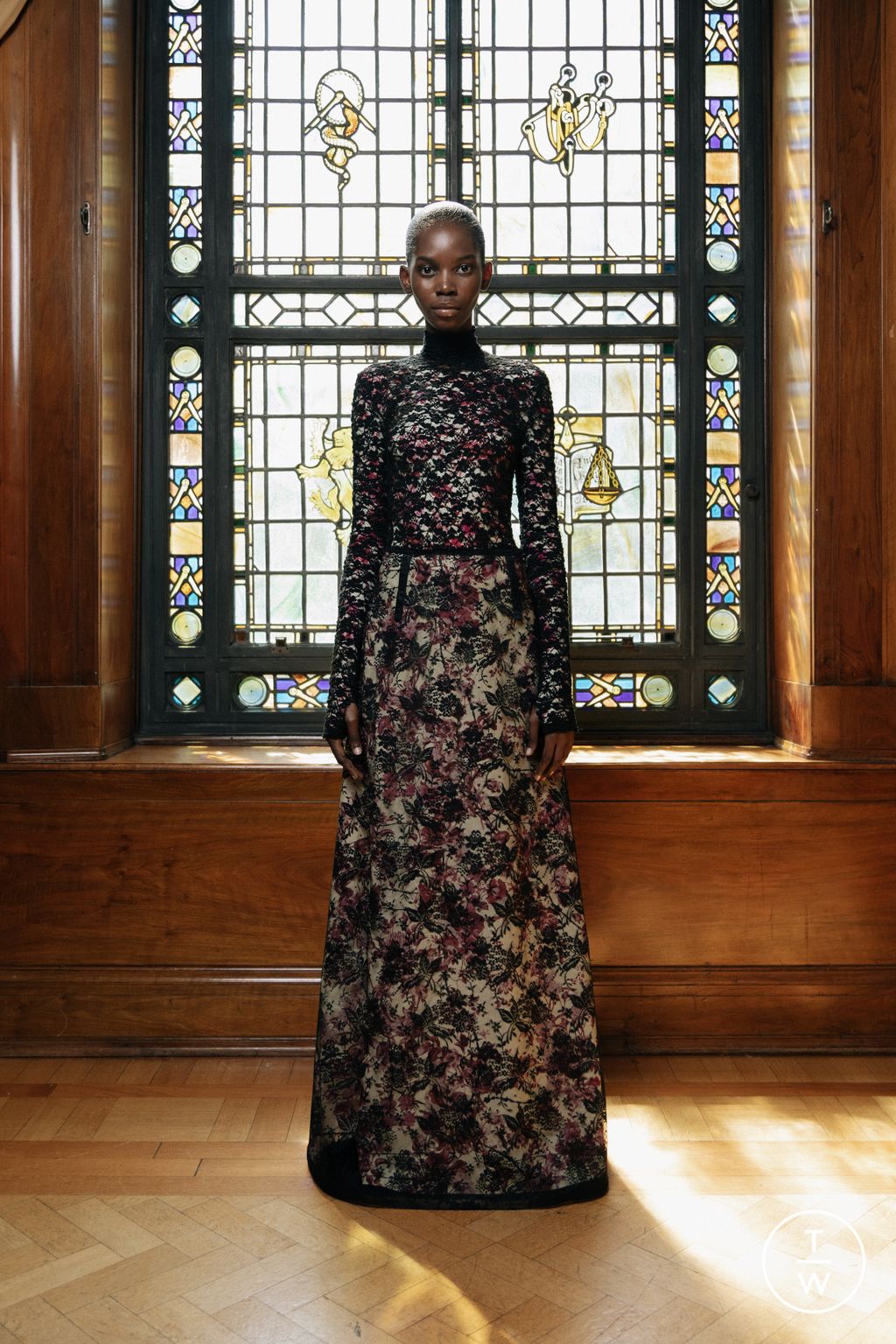 Fashion Week London Resort 2023 look 18 from the Preen by Thornton Bregazzi collection 女装