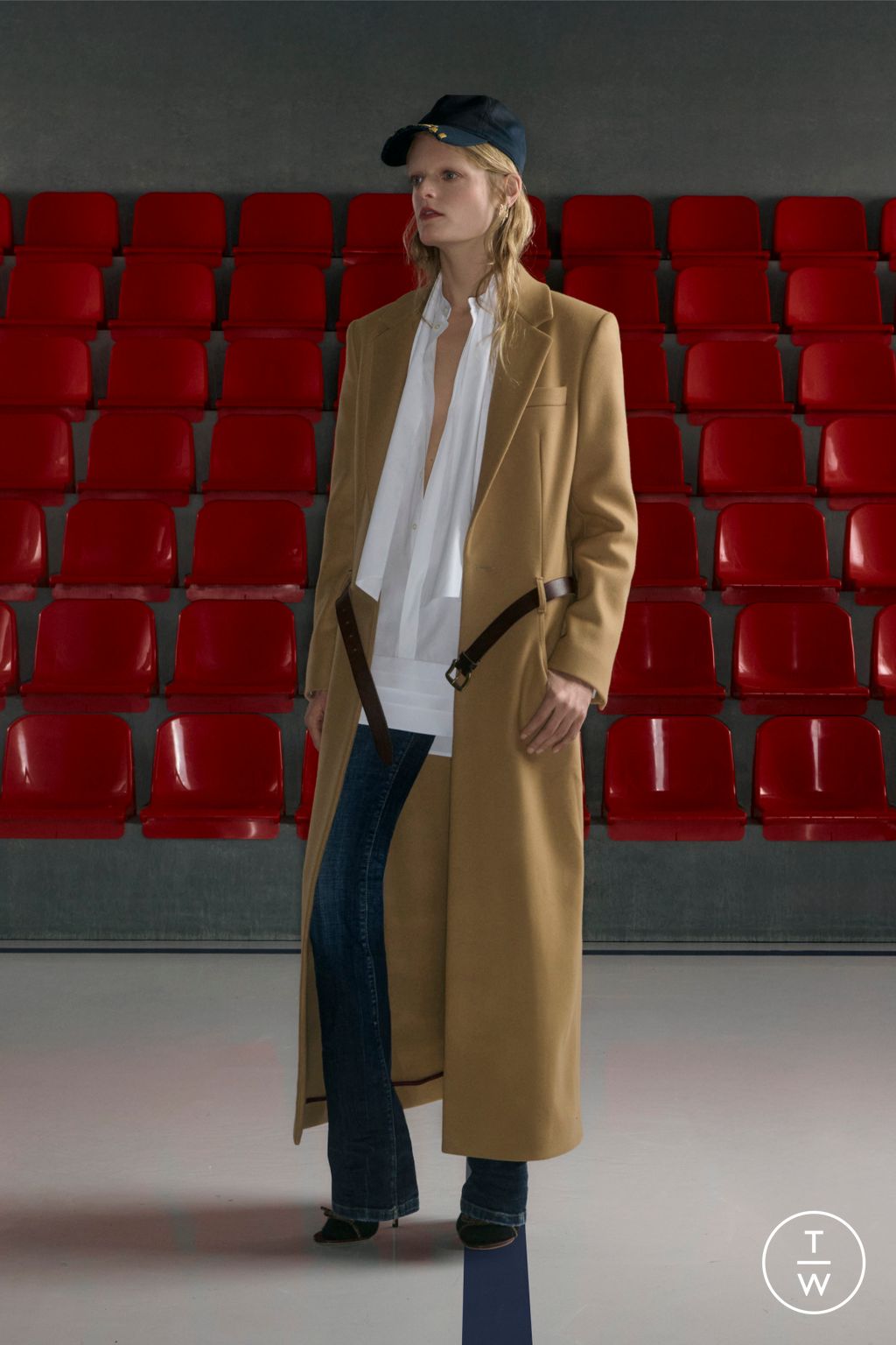 Fashion Week Milan Pre-Fall 2026 look 18 from the Dsquared2 collection womenswear