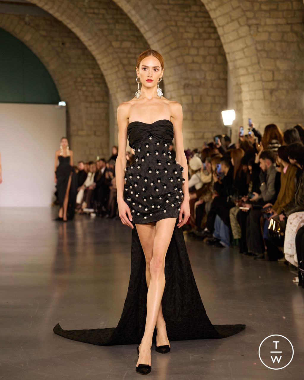 Fashion Week Paris Spring/Summer 2026 look 18 from the Juana Martin collection 高级定制