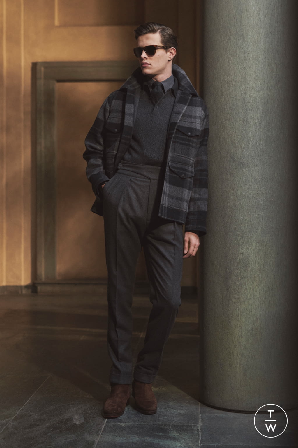 Fashion Week Milan Fall/Winter 2020 look 18 from the Ralph Lauren Purple Label collection 男装