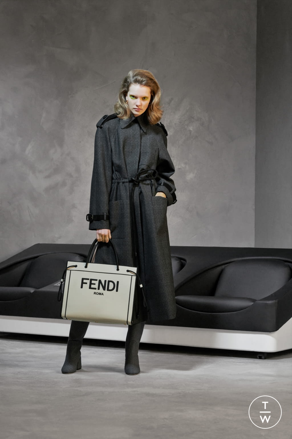 Fashion Week Milan Pre-Fall 2020 look 18 from the Fendi collection 女装