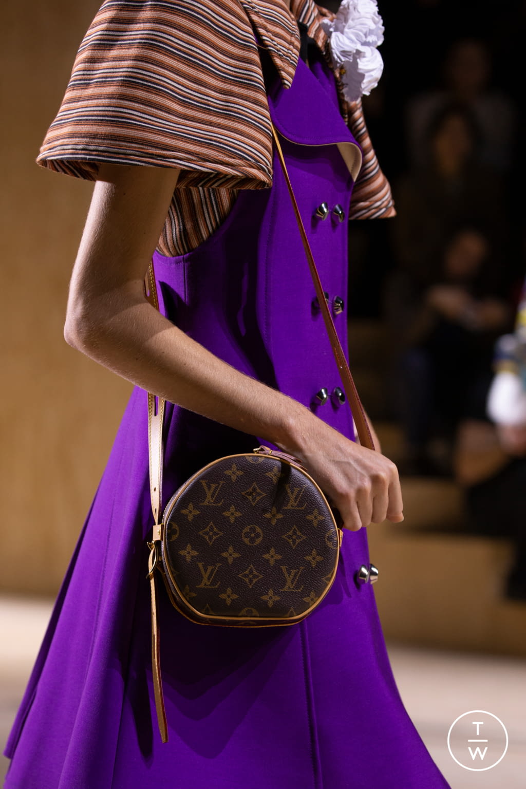 Fashion Week Paris Spring/Summer 2020 look 18 from the Louis Vuitton collection womenswear accessories