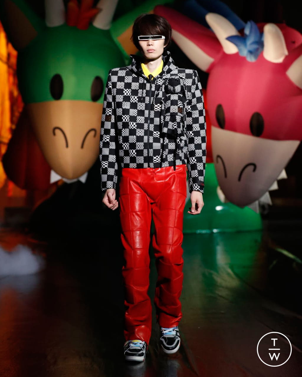Fashion Week Paris Spring/Summer 2021 look 79 from the Louis Vuitton collection 男装