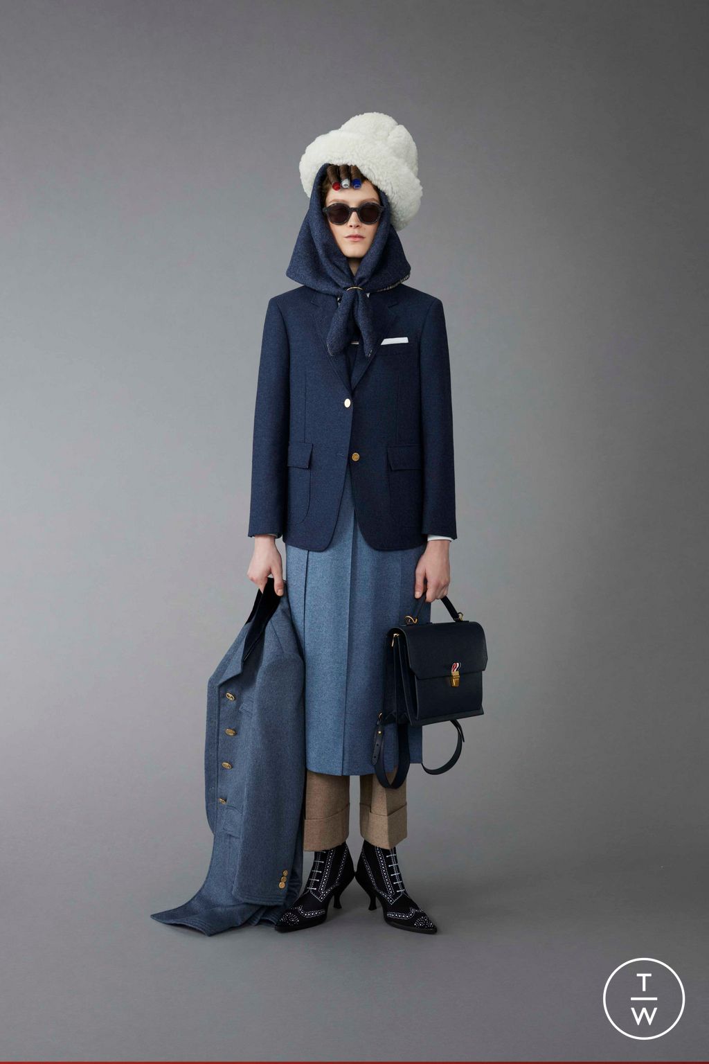 Fashion Week Paris Pre-Fall 2023 look 18 from the Thom Browne collection womenswear