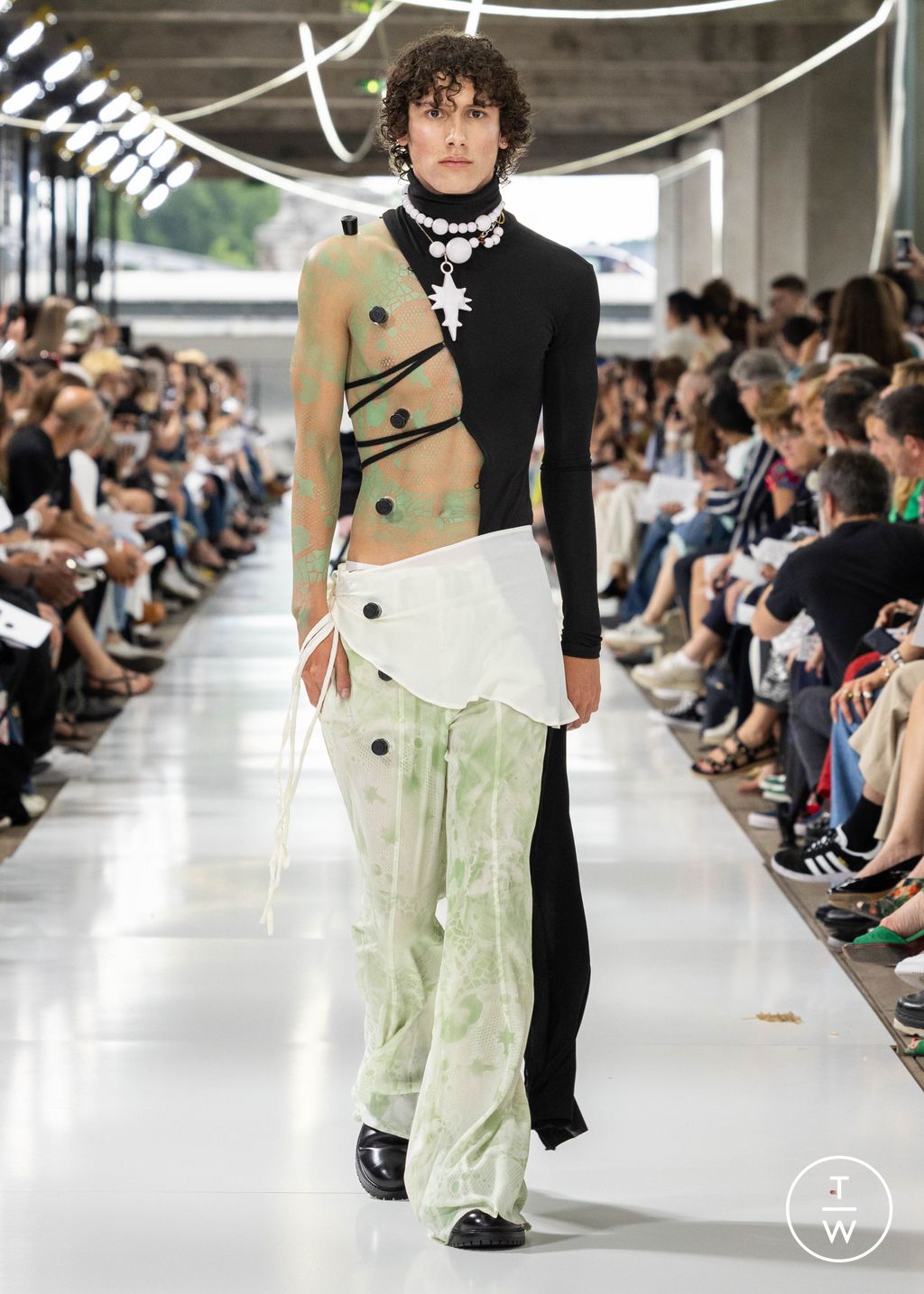 Fashion Week Paris Spring/Summer 2024 look 180 from the IFM PARIS collection menswear