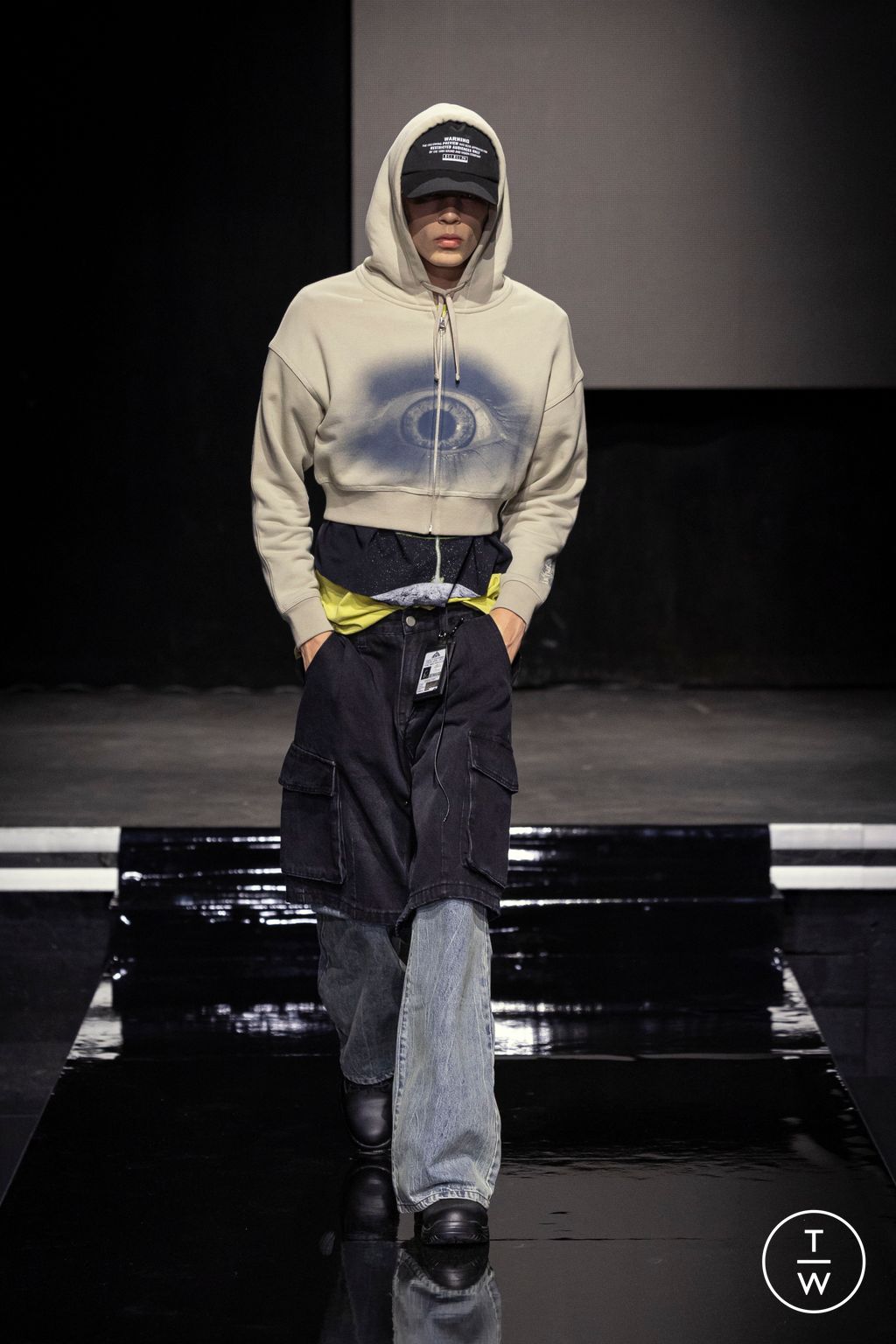 Fashion Week Paris Spring-Summer 2025 look 8 de la collection Saudi 100 menswear