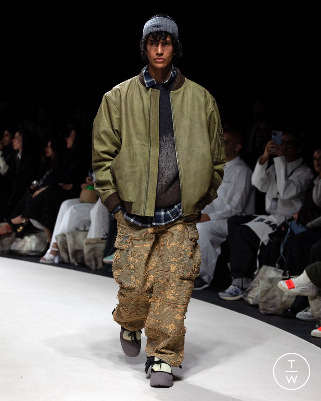 Fashion Week Paris Spring/Summer 2025 look 10 from the 1886 - Saudi 100 collection menswear