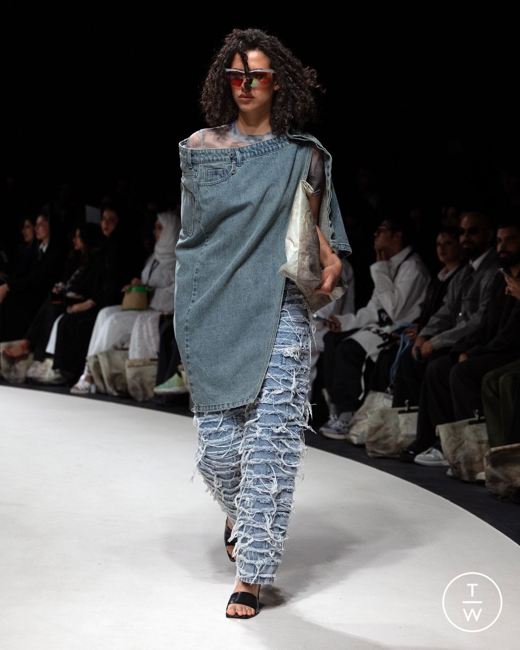 Fashion Week Paris Spring/Summer 2025 look 14 from the 1886 - Saudi 100 collection menswear