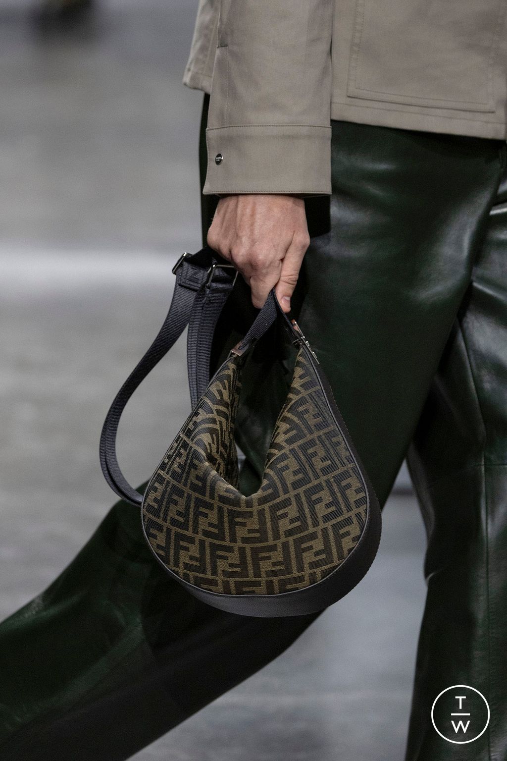 Fashion Week Paris Fall/Winter 2024 look 44 from the Fendi collection menswear accessories