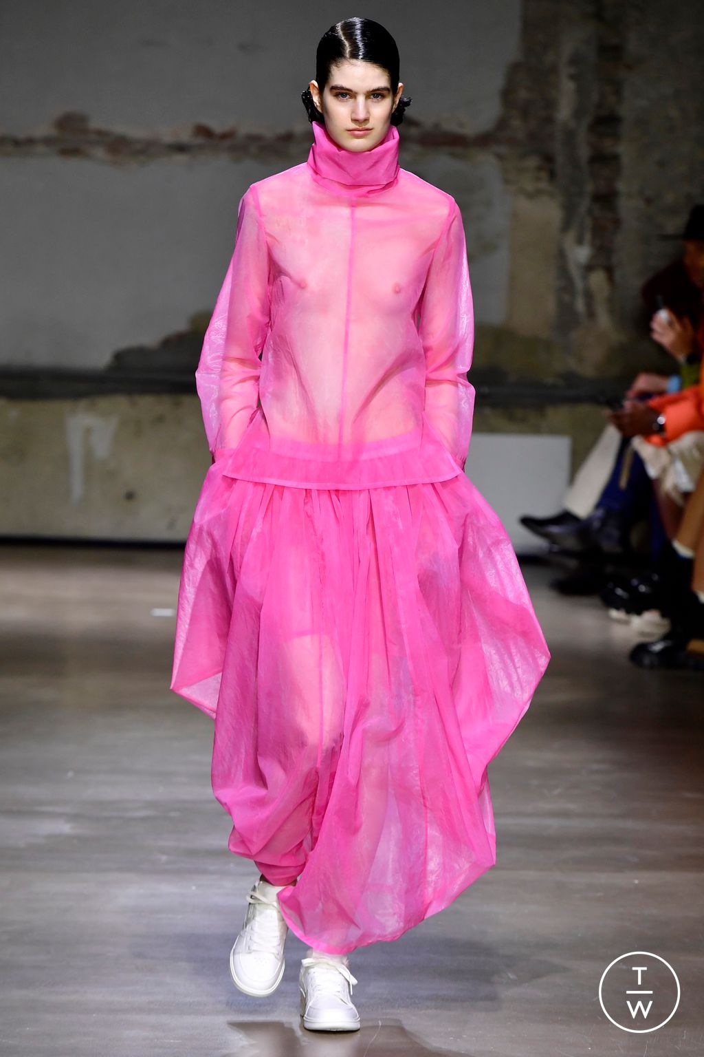 Fashion Week Paris Spring/Summer 2023 look 8 from the Dawei collection womenswear