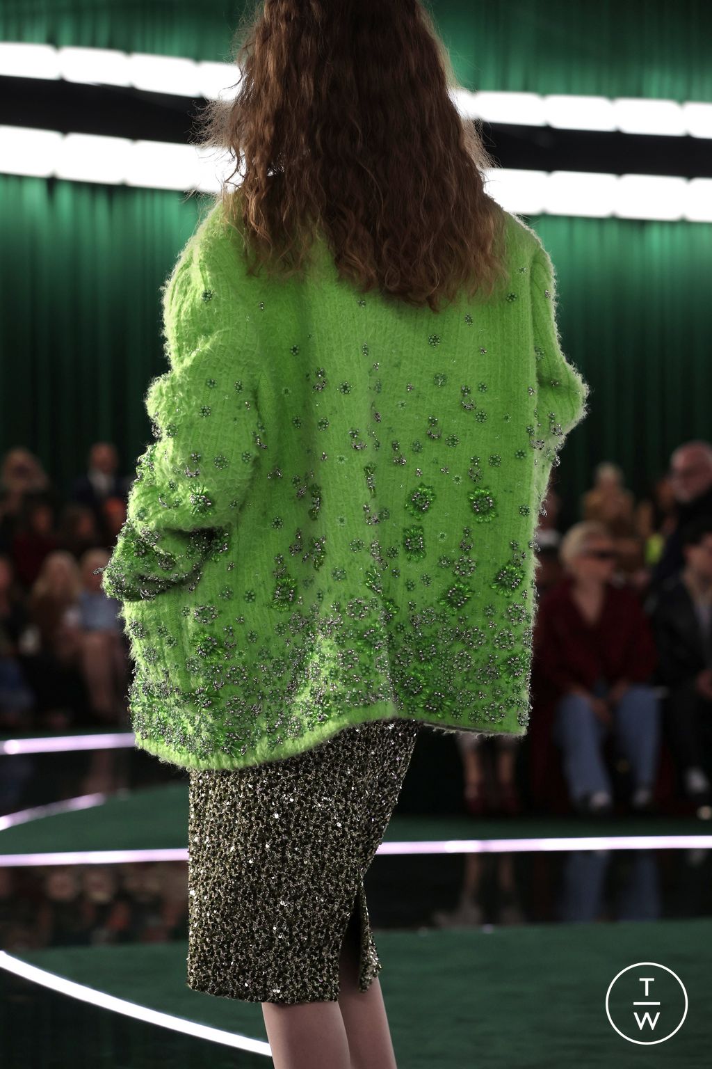 Fashion Week Milan Fall/Winter 2025 look 22 from the Gucci collection womenswear accessories