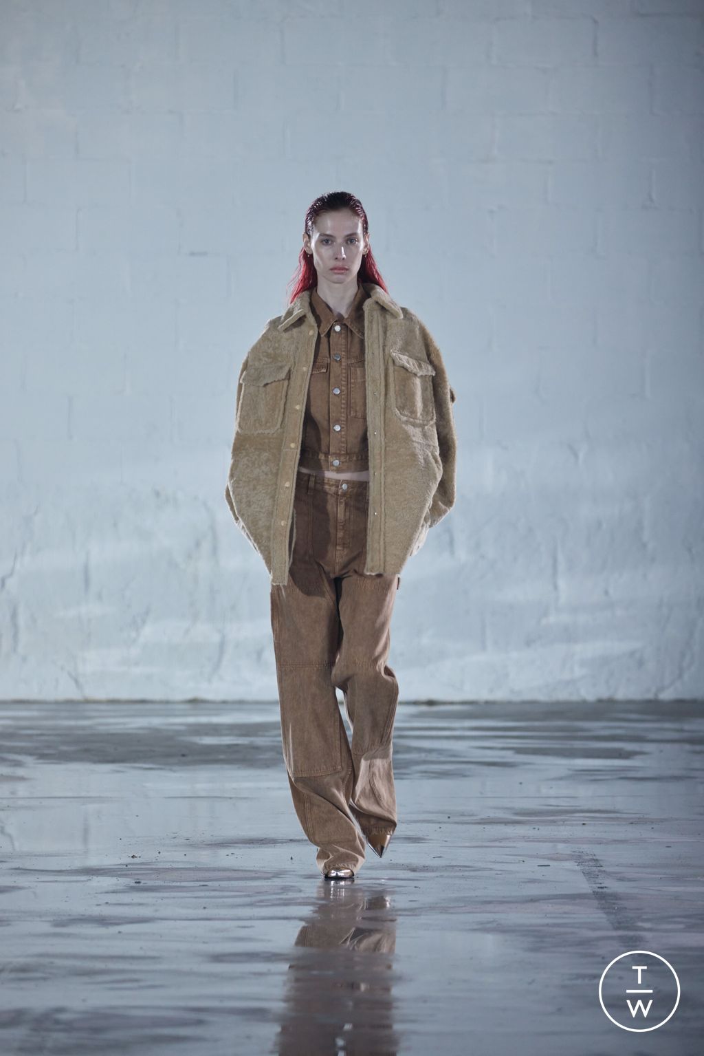 Fashion Week New York Fall/Winter 2023 look 18 de la collection Helmut Lang womenswear