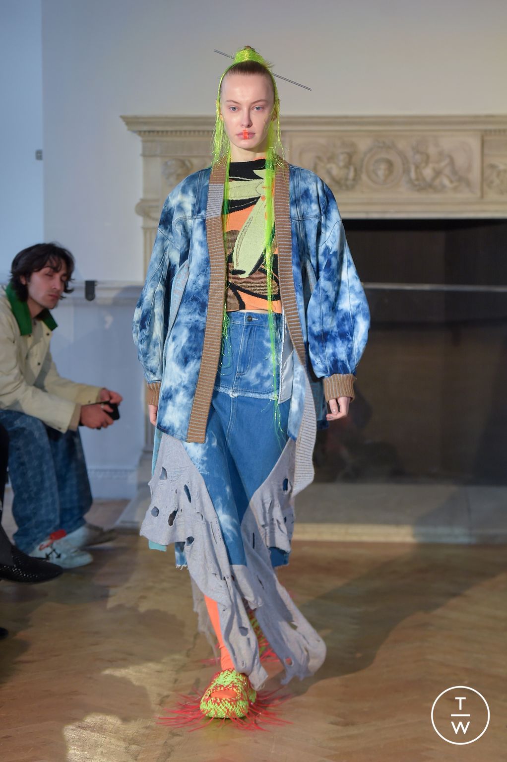Fashion Week London Fall/Winter 2023 look 19 from the Chau Rising collection 女装