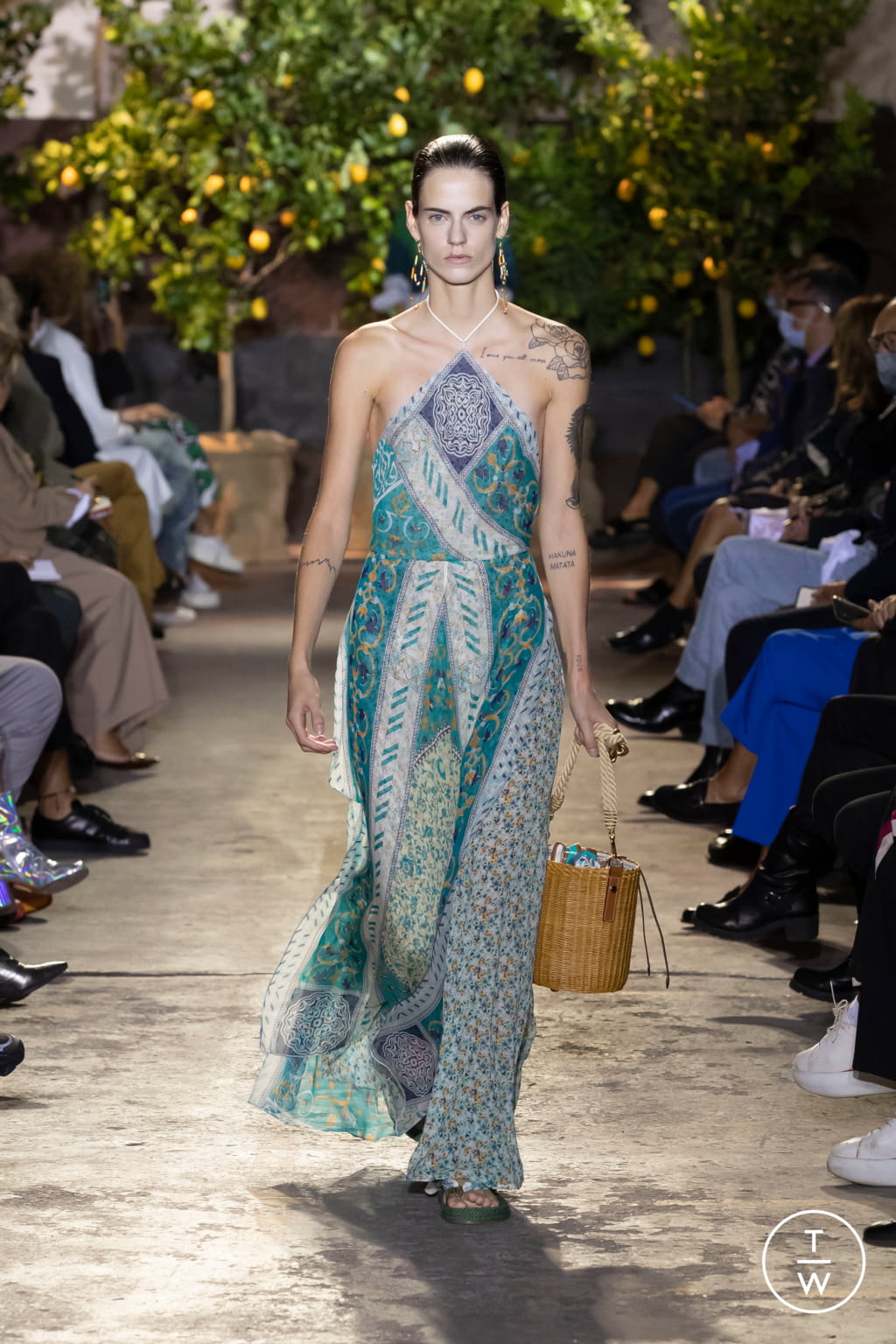 Fashion Week Milan Spring/Summer 2021 look 19 from the Etro collection womenswear