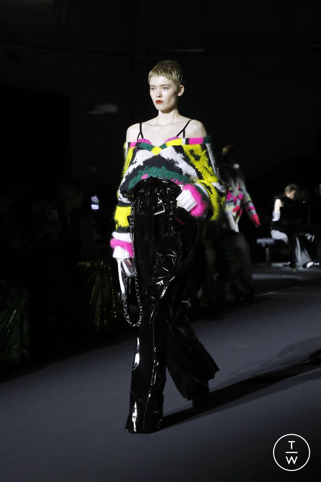 Fashion Week Milan Fall/Winter 2022 look 19 from the Philosophy di Lorenzo Serafini collection 女装