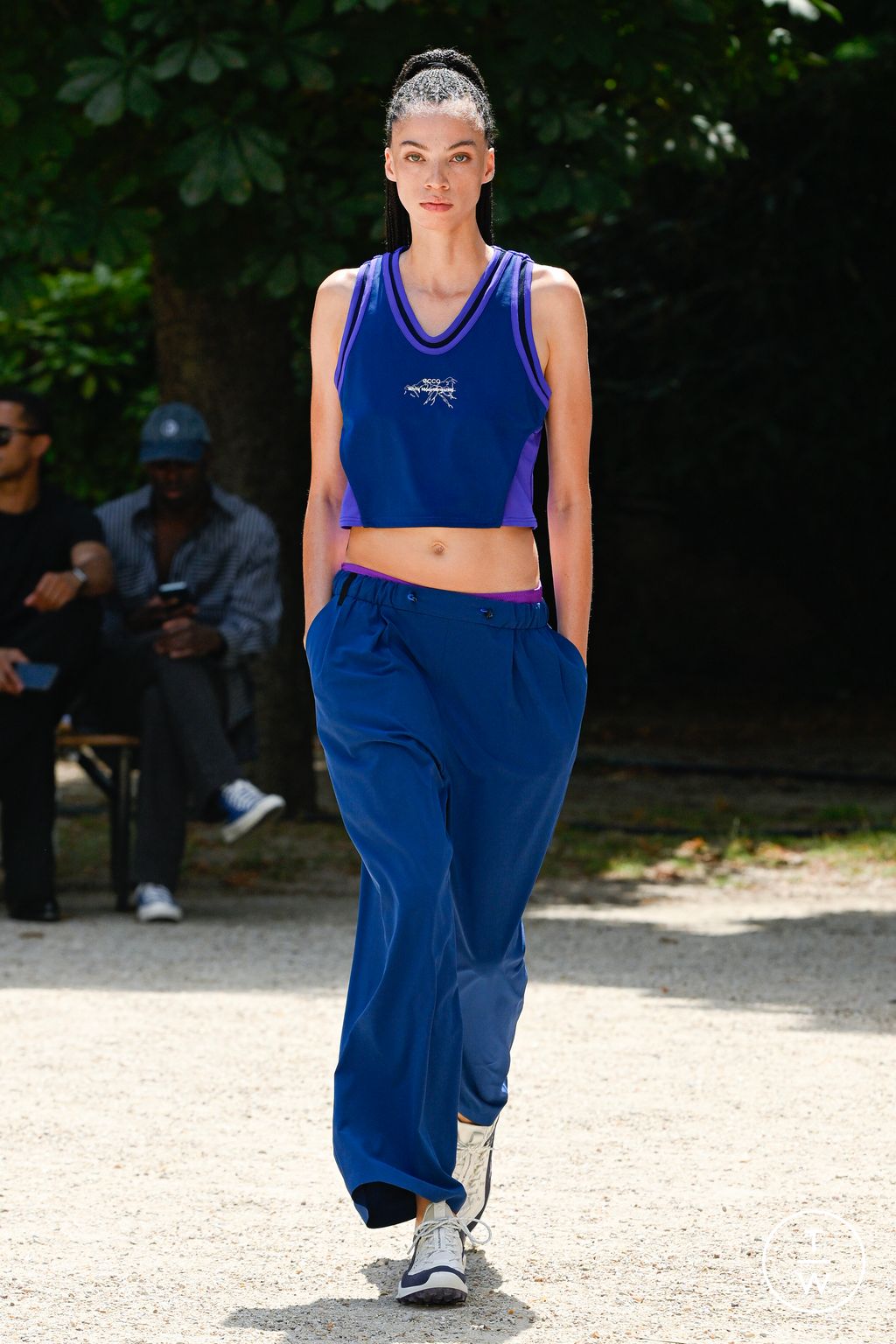 Fashion Week Paris Spring/Summer 2026 look 19 from the White Mountaineering collection 男装