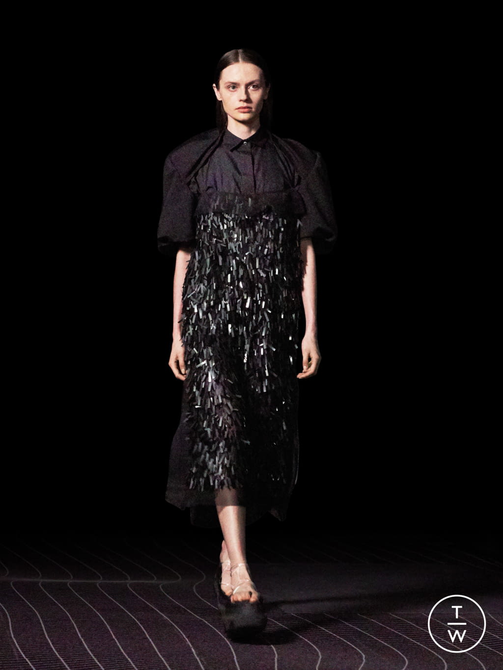 Fashion Week Paris Spring/Summer 2022 look 19 de la collection Sacai womenswear