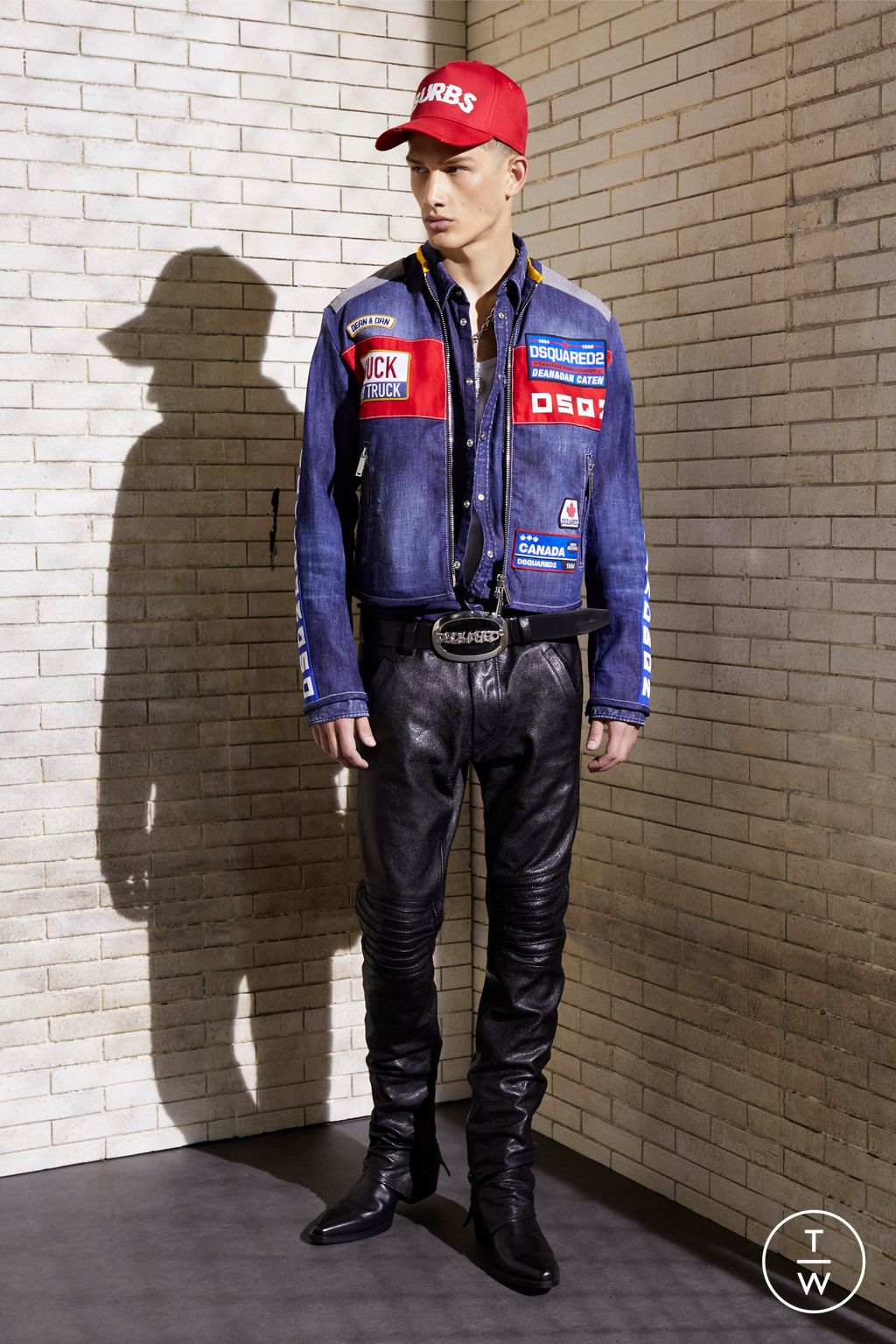 Fashion Week Milan Resort 2024 look 19 from the Dsquared2 collection menswear
