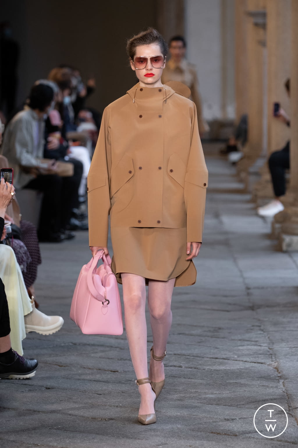 Fashion Week Milan Spring/Summer 2021 look 19 from the Max Mara collection womenswear