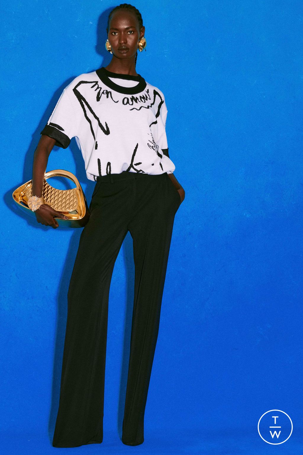 Fashion Week Paris Resort 2025 look 19 from the Balmain collection 女装