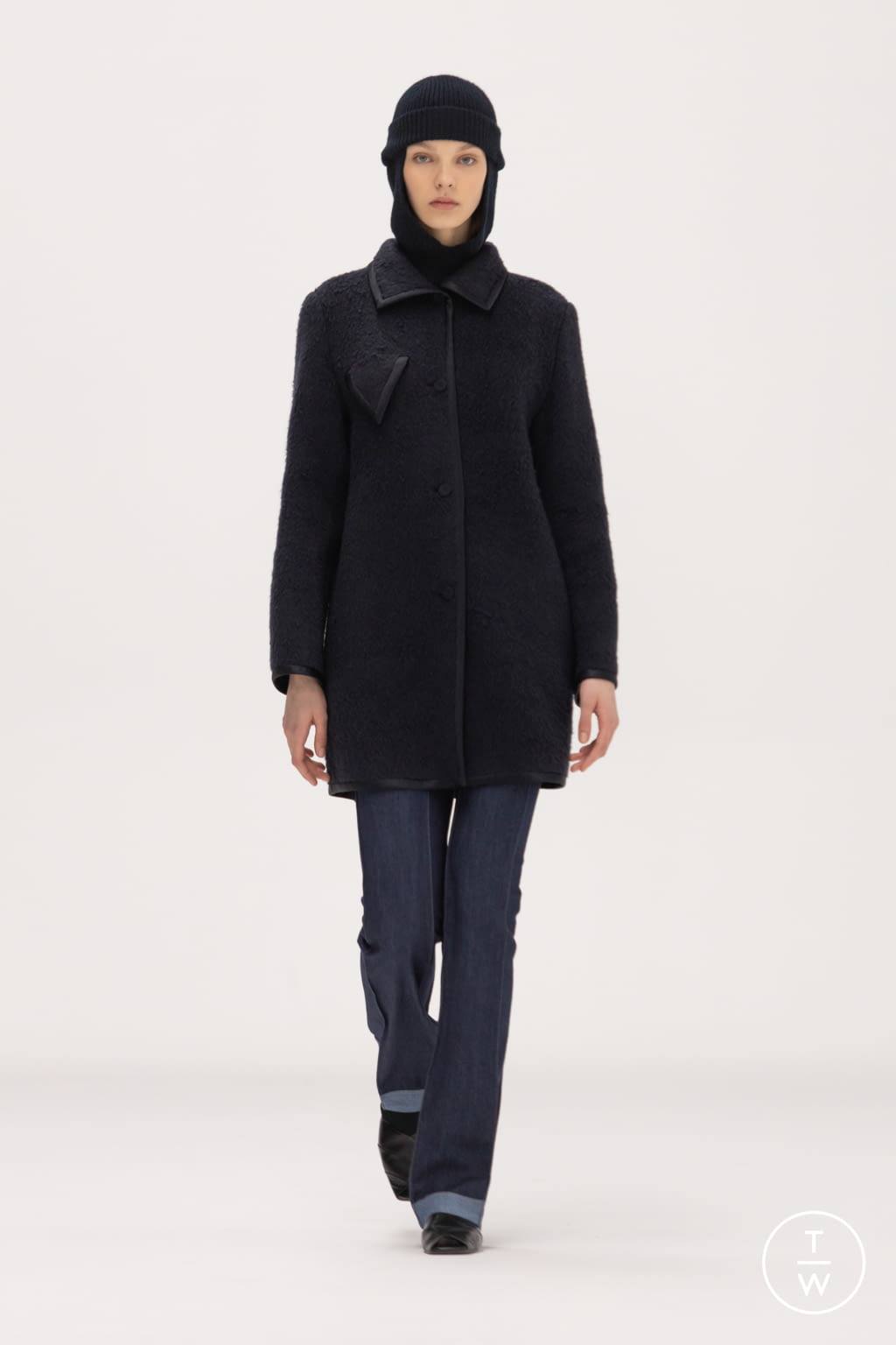 Fashion Week New York Fall/Winter 2021 look 19 de la collection Bevza womenswear