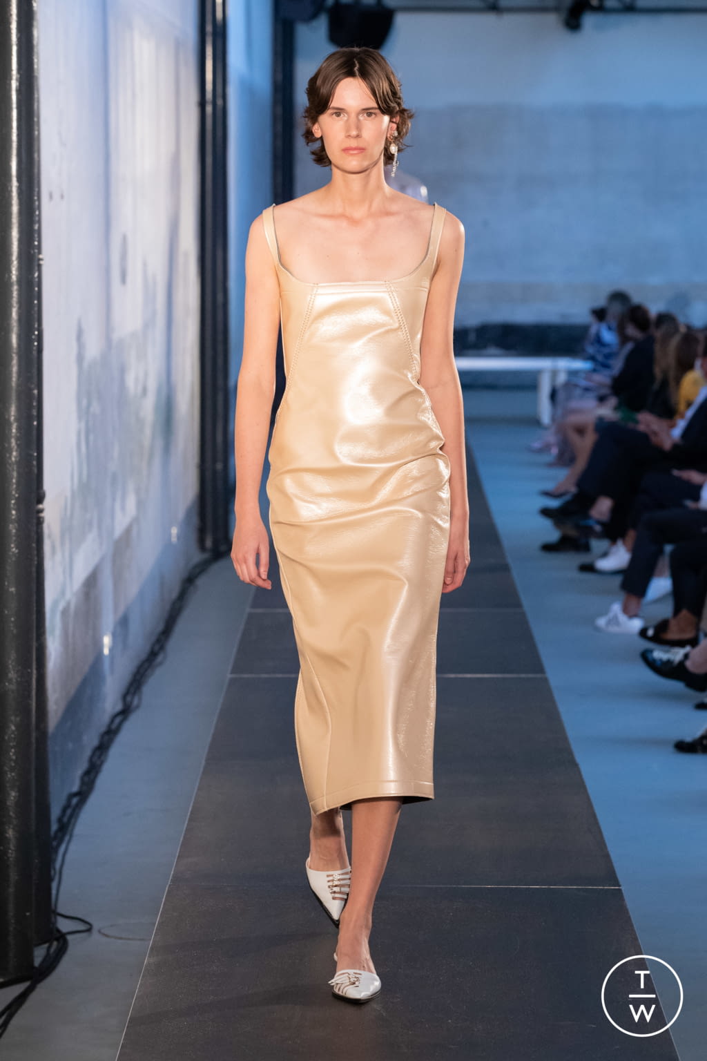 Fashion Week Milan Spring/Summer 2021 look 19 de la collection N°21 womenswear