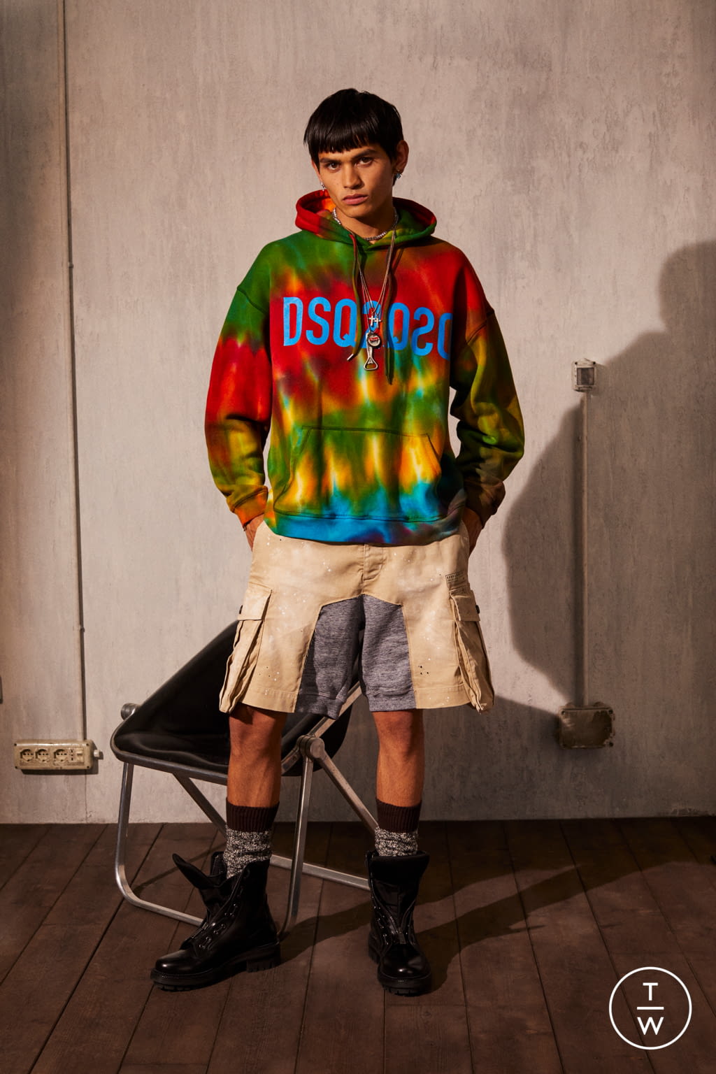 Fashion Week Milan Resort 2022 look 19 from the Dsquared2 collection menswear