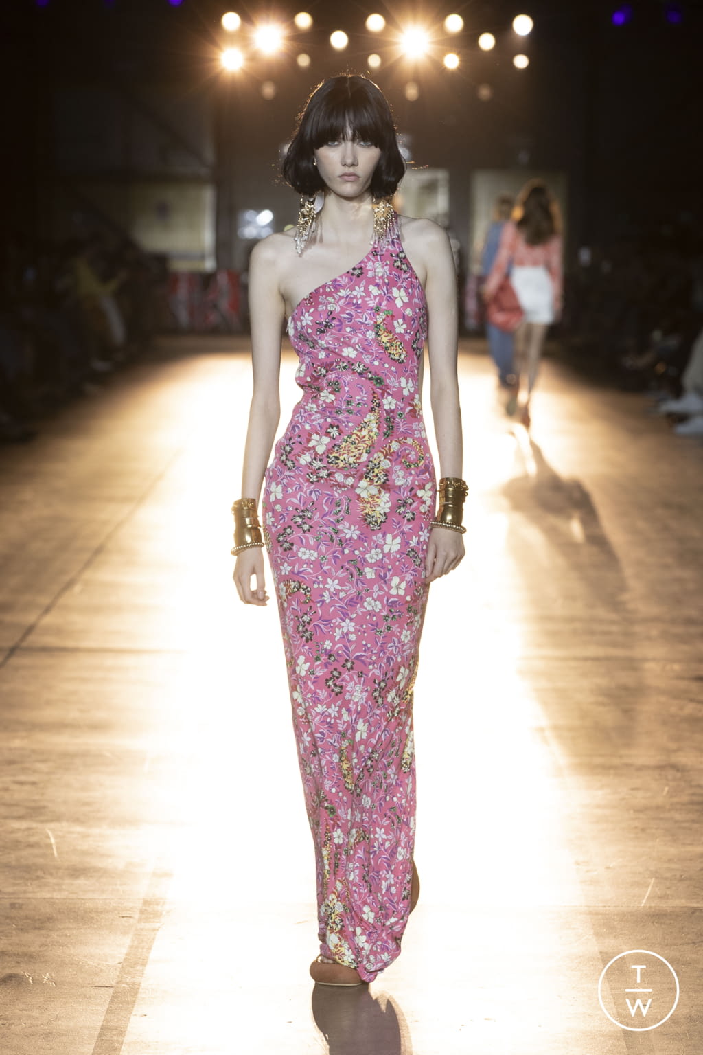 Fashion Week Milan Spring/Summer 2022 look 19 from the Etro collection 女装