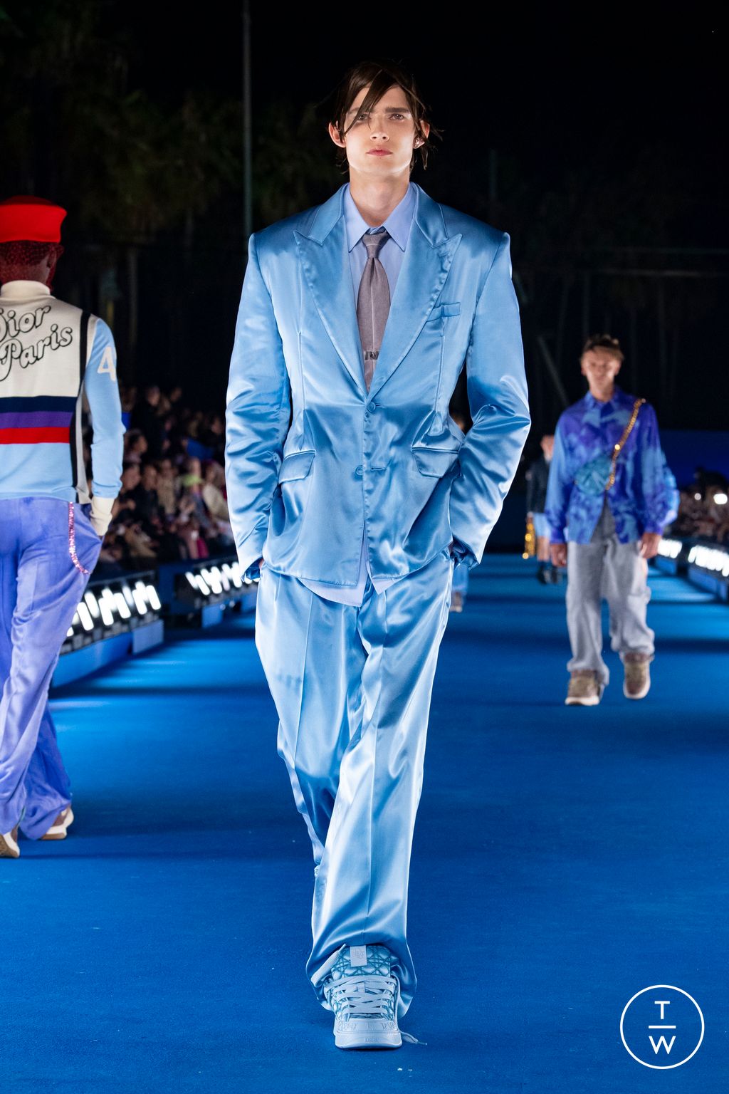 Fashion Week Paris Resort 2023 look 19 from the Dior Men collection menswear