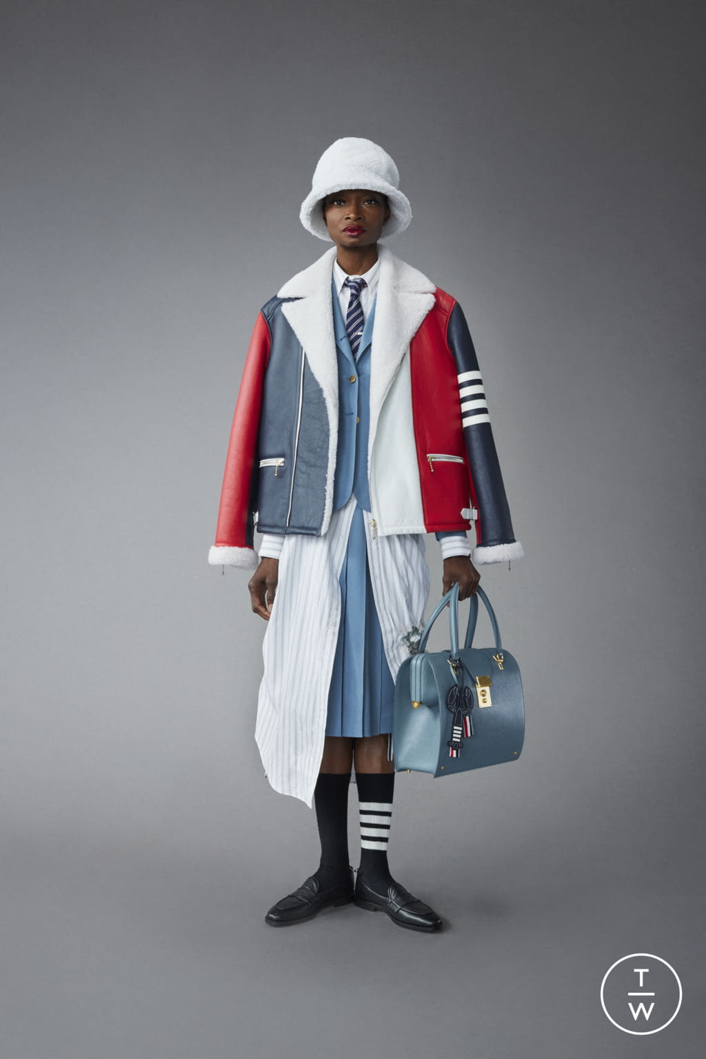 Fashion Week New York Pre-Fall 2022 look 19 from the Thom Browne collection womenswear