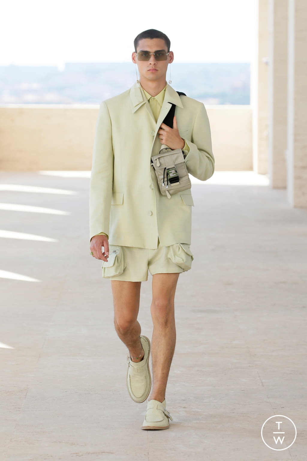 Fashion Week Milan Spring/Summer 2022 look 19 from the Fendi collection menswear