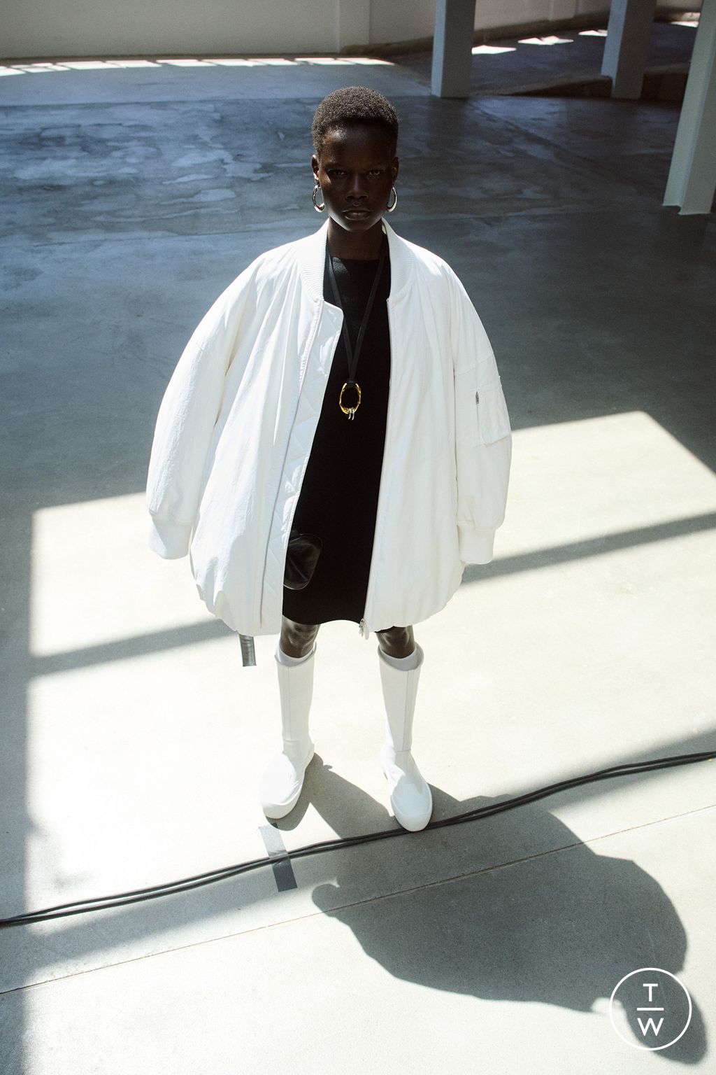 Fashion Week Milan Resort 2024 look 19 from the Jil Sander collection 女装