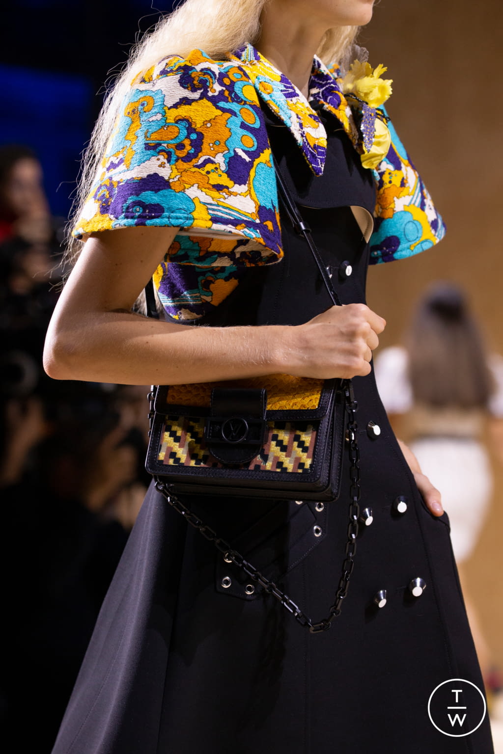 Fashion Week Paris Spring/Summer 2020 look 20 from the Louis Vuitton collection womenswear accessories
