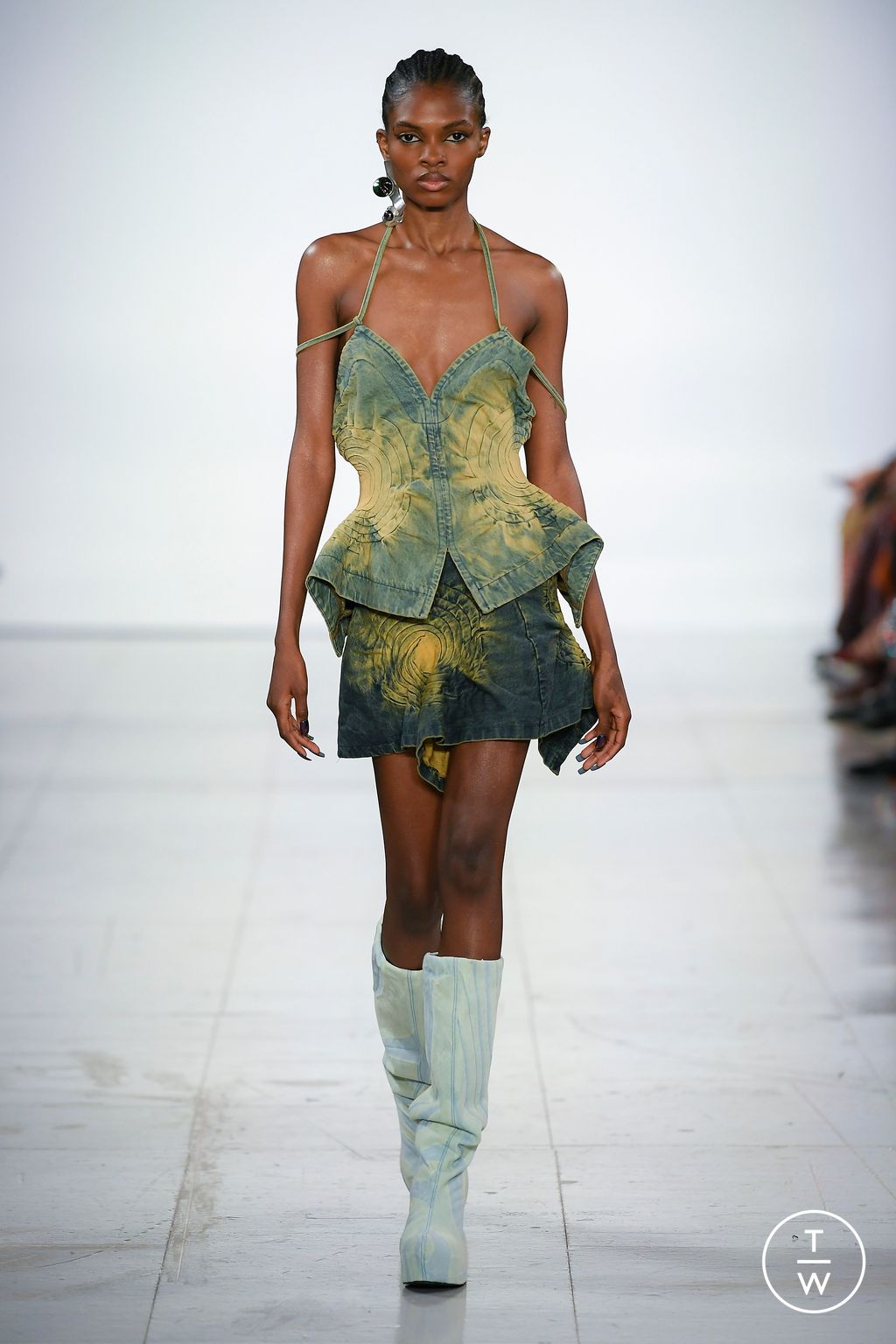 Fashion Week London Spring/Summer 2023 look 11 de la collection Masha Popova womenswear