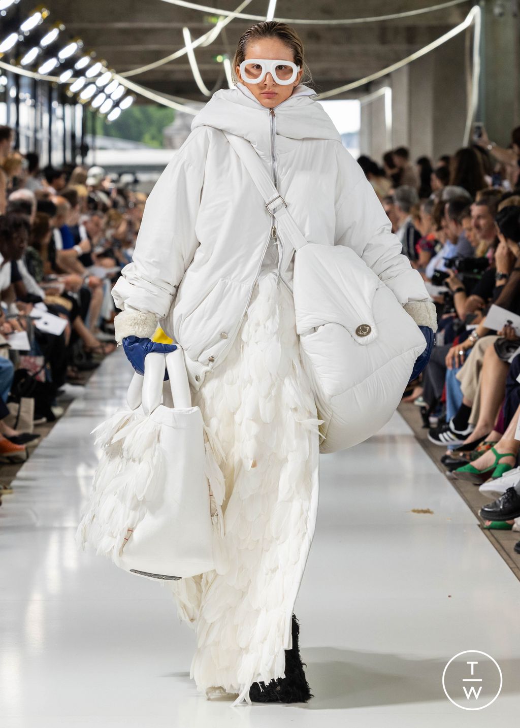 Fashion Week Paris Spring/Summer 2024 look 186 de la collection IFM PARIS menswear