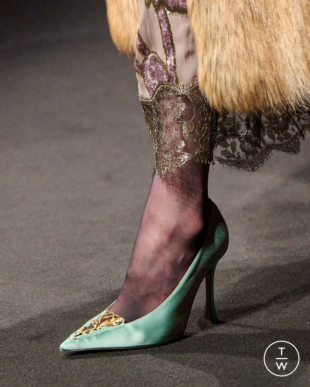 Fashion Week Milan Fall/Winter 2025 look 97 from the Roberto Cavalli collection womenswear accessories