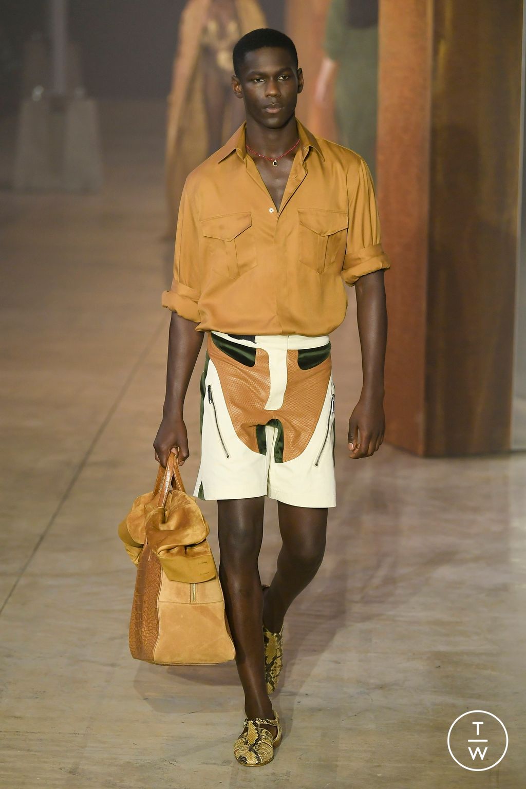 Fashion Week Milan Spring/Summer 2023 look 19 from the Bally collection womenswear