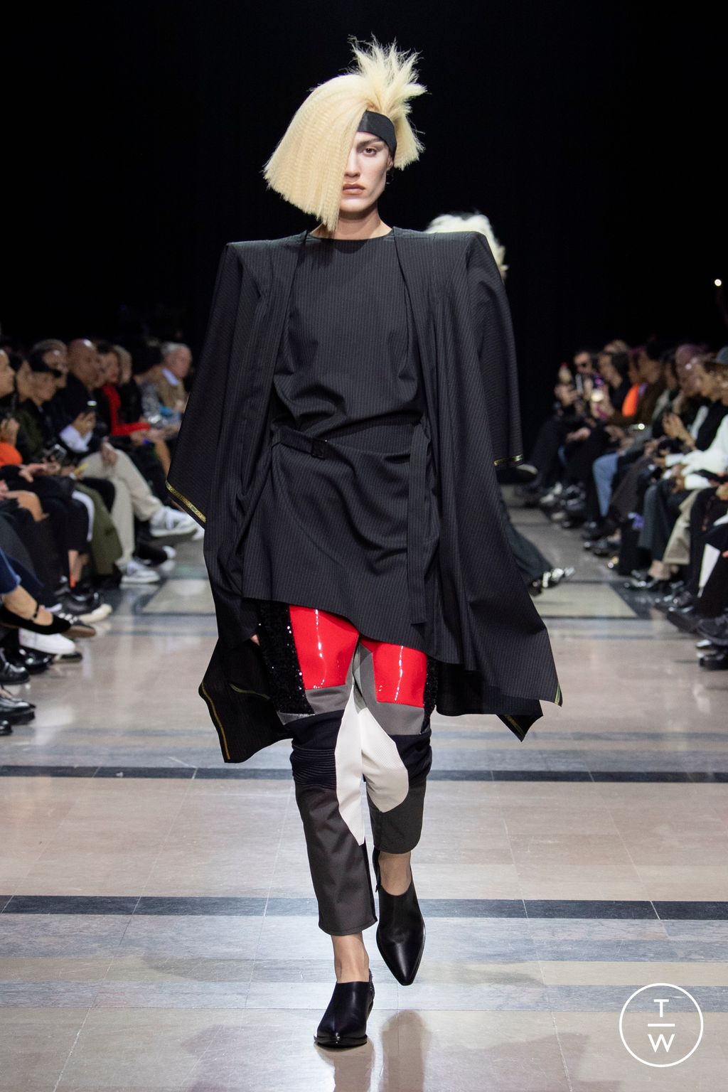 Fashion Week Paris Spring/Summer 2023 look 50 from the Junya Watanabe collection womenswear