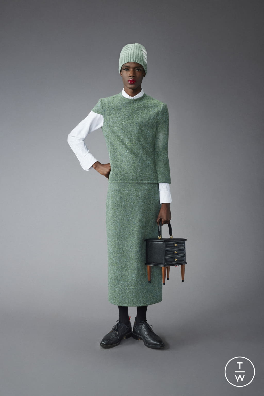 Fashion Week Paris Pre-Fall 2022 look 22 from the Thom Browne collection menswear