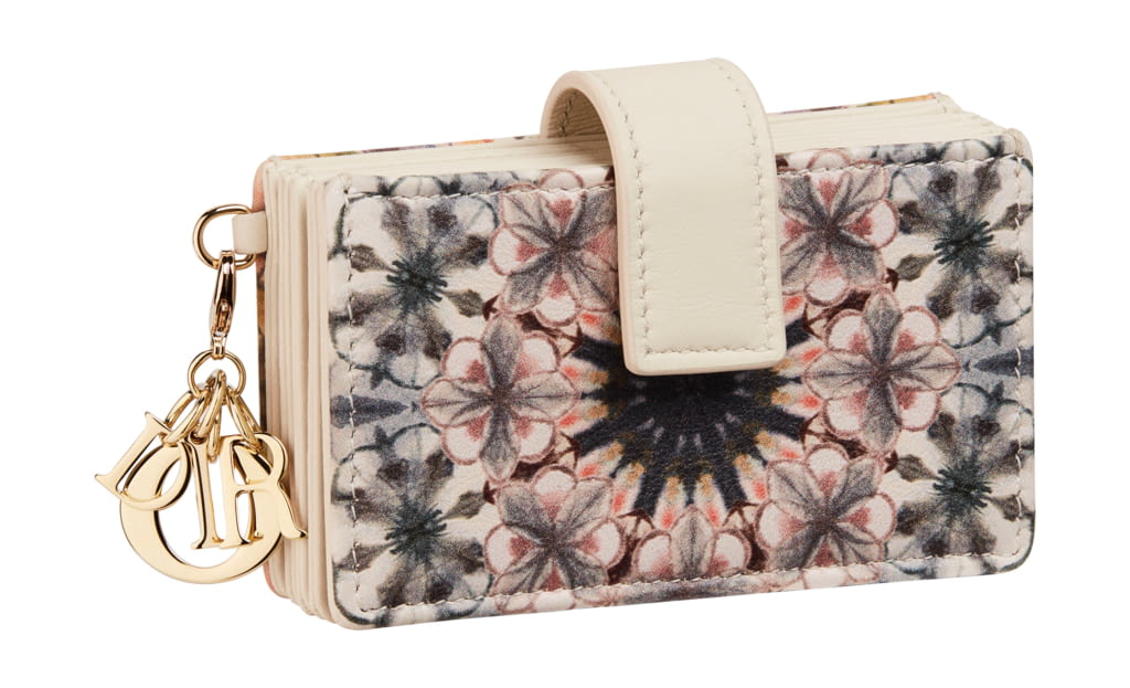 Fashion Week Paris Spring/Summer 2019 look 29 from the Dior collection 女装配饰