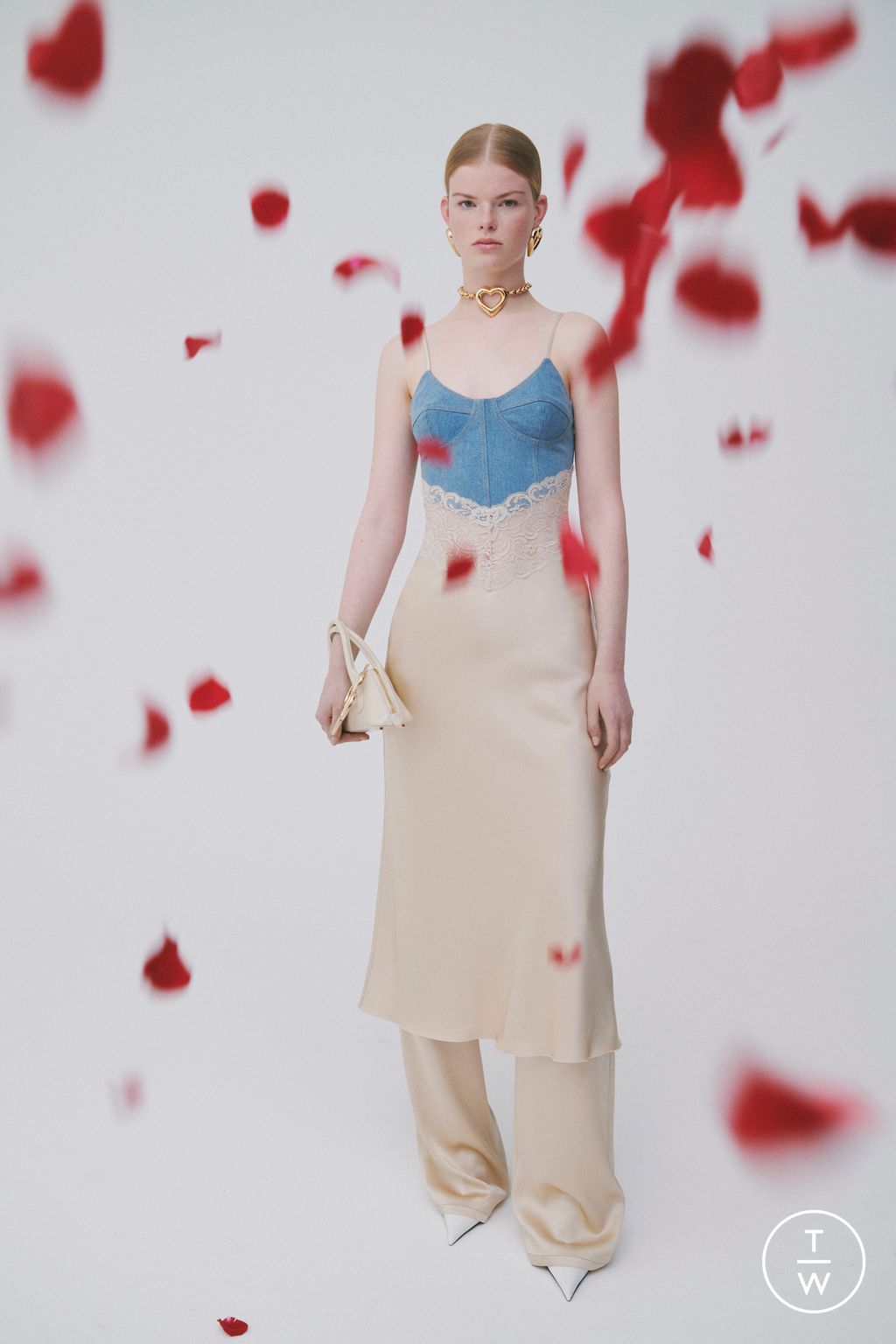 Fashion Week Milan Pre-Fall 2024 look 19 from the Blumarine collection womenswear