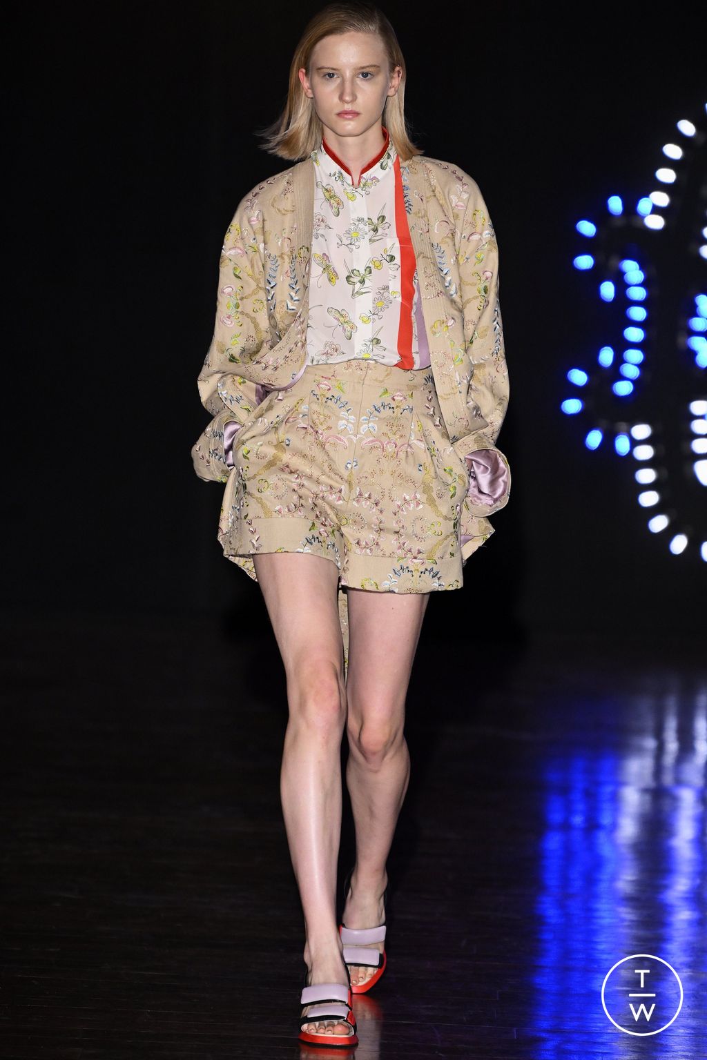 Fashion Week Milan Spring/Summer 2023 look 20 from the Hui collection 女装