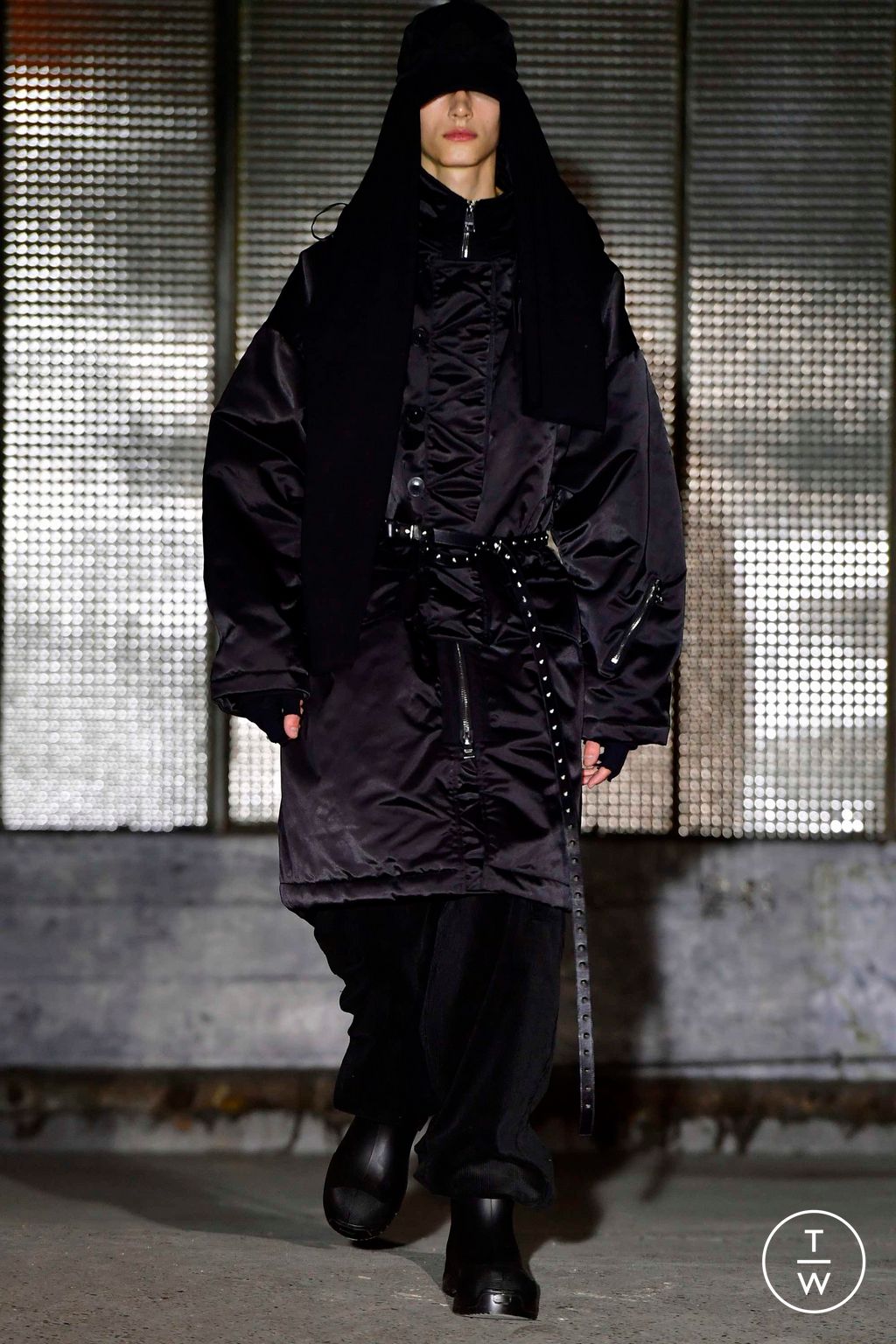 Fashion Week Paris Fall/Winter 2023 look 33 from the Études collection menswear