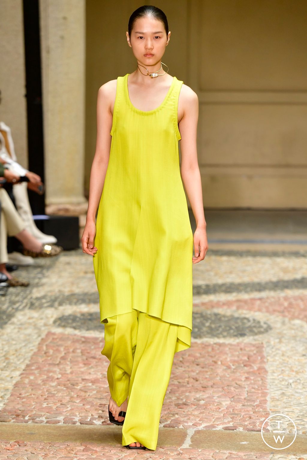 Fashion Week Milan Spring/Summer 2023 look 20 from the Calcaterra collection womenswear