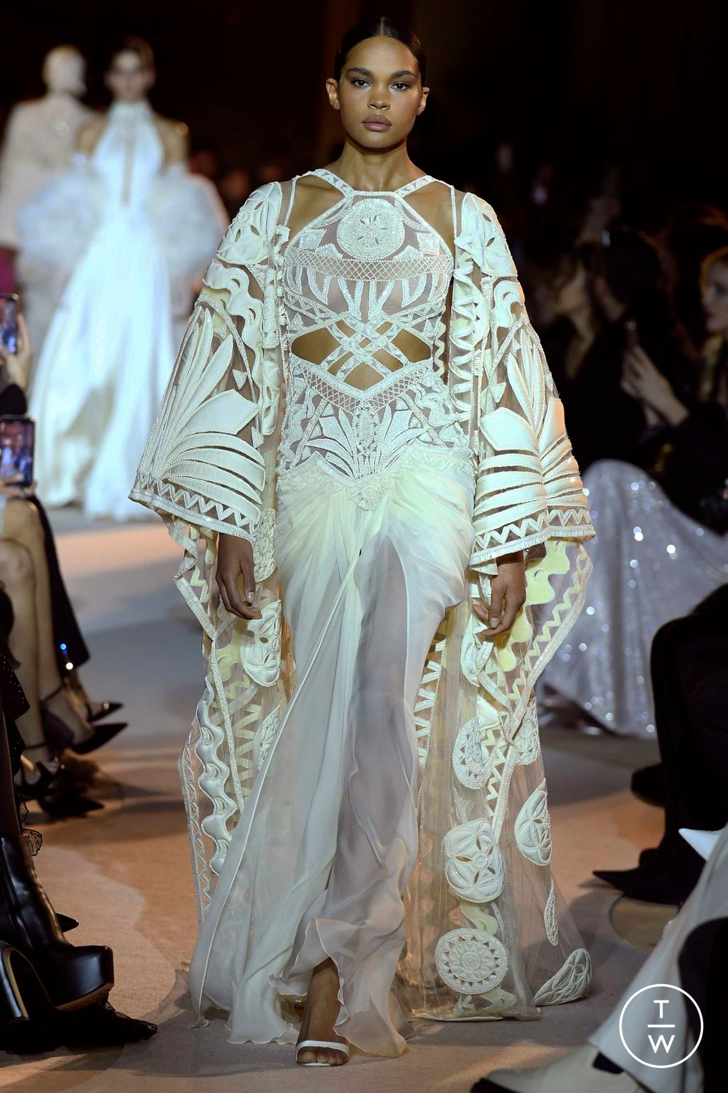 Fashion Week Paris Spring/Summer 2023 look 4 from the Zuhair Murad collection 高级定制