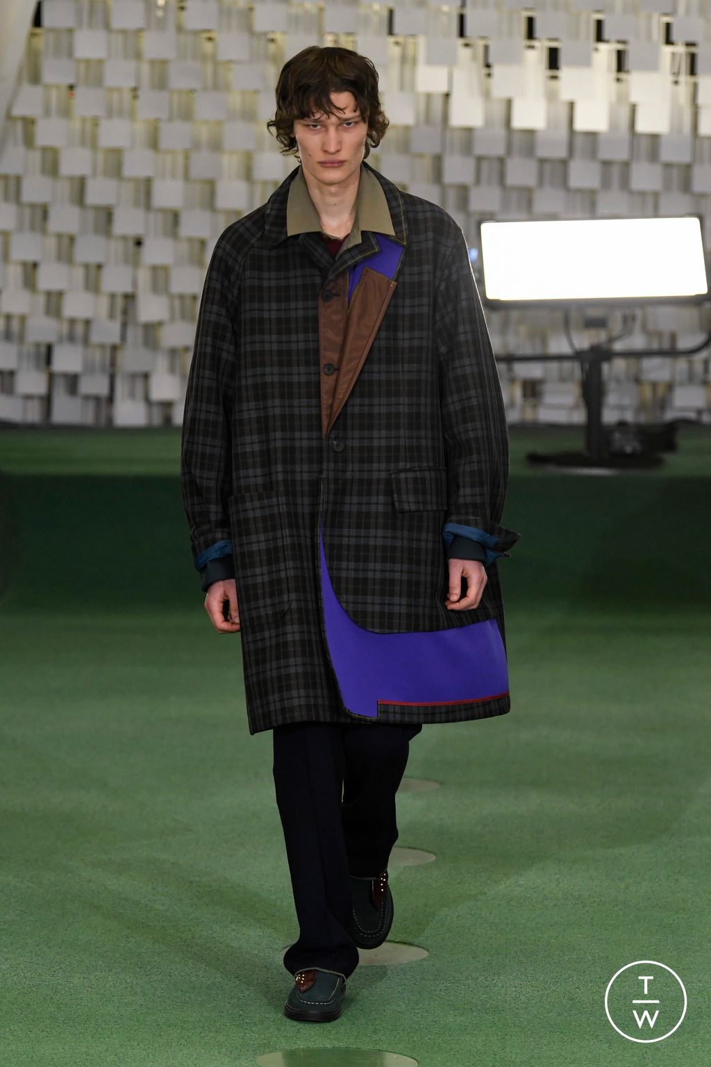 Fashion Week Paris Fall/Winter 2023 look 45 from the Kolor collection menswear