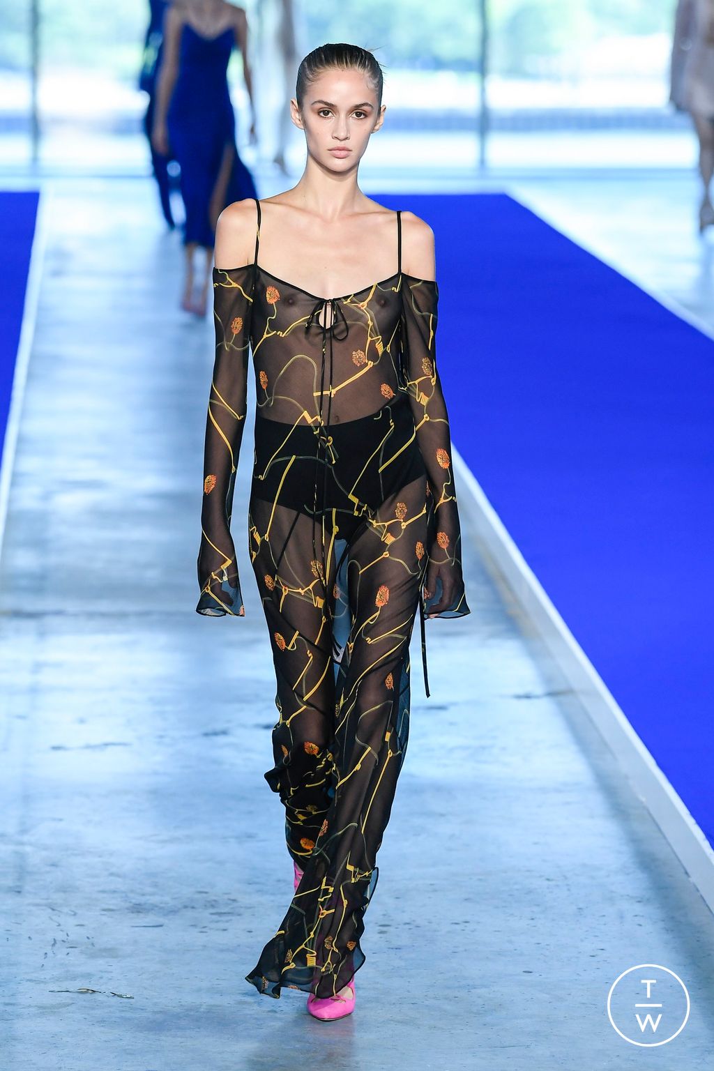 Fashion Week New York Spring/Summer 2023 look 22 from the Jason Wu collection womenswear