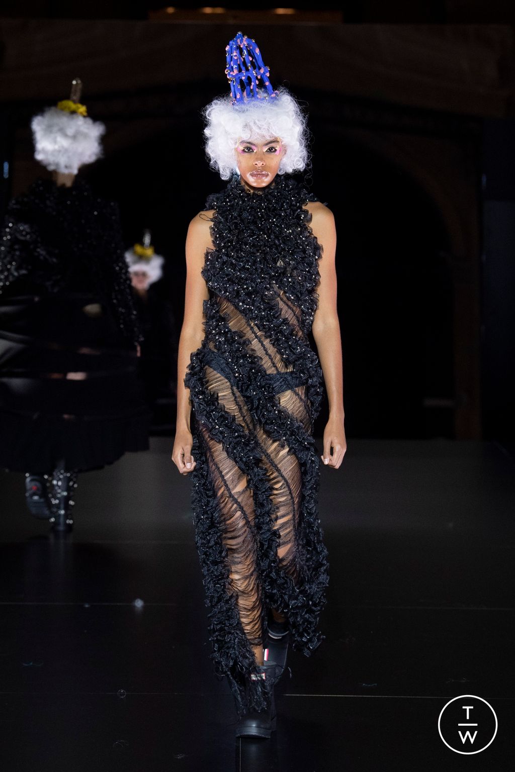 Fashion Week Paris Spring/Summer 2023 look 20 de la collection Noir Kei Ninomiya womenswear